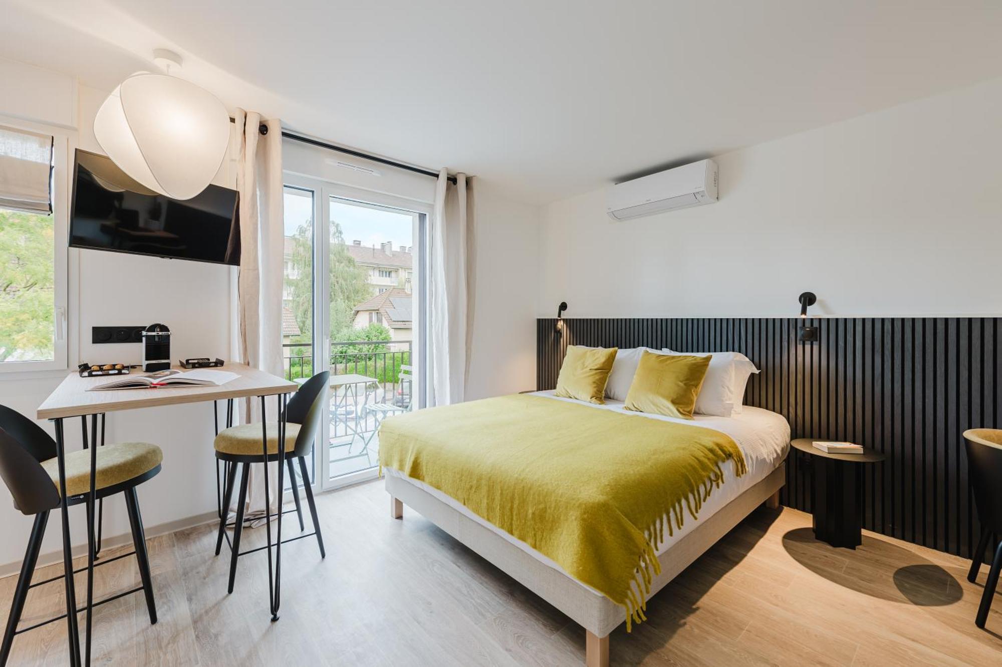Appart Hotel Neostelia Annecy Bagian luar foto